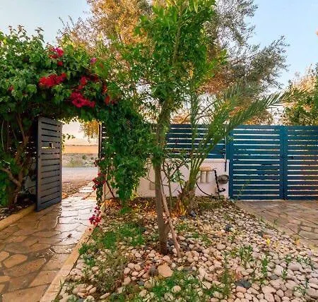 Villa Beachfront Zygi